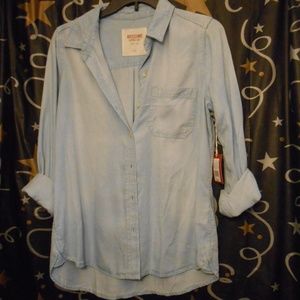 Mossimo Button Up Long Sleeve Shirt Light Blue L